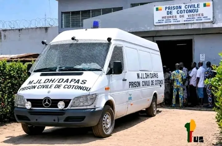cinq détenus retrouvés morts, les circonstances à élucider