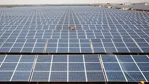 une centrale solaire de 100 MWc annoncée à Gongasso, avec 100 MWh de stockage
